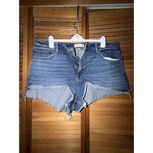 Abercrombie & Fitch (Curve Love) The Mom Short High Rise Size 34 / 18